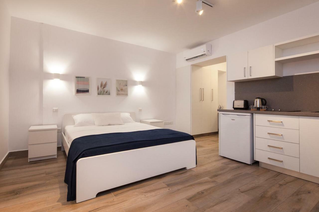 Apartament The Jolo *